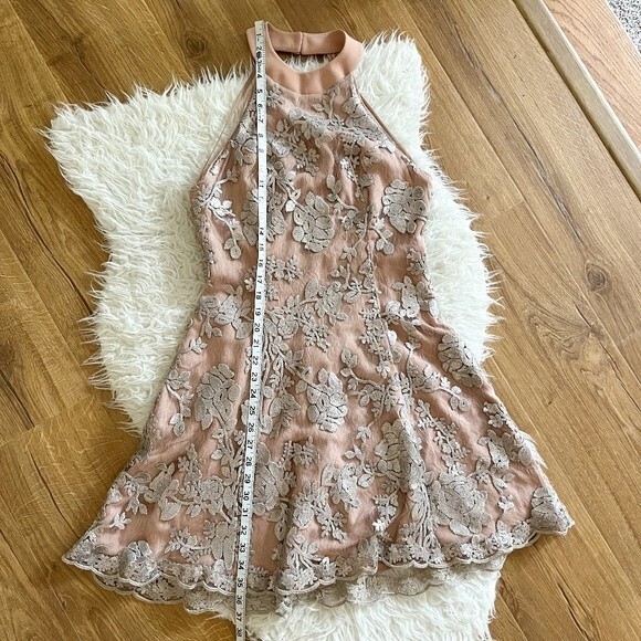 Dress the Population Abbie Sequins Lace Dress | Size M - Picture 5 of 11